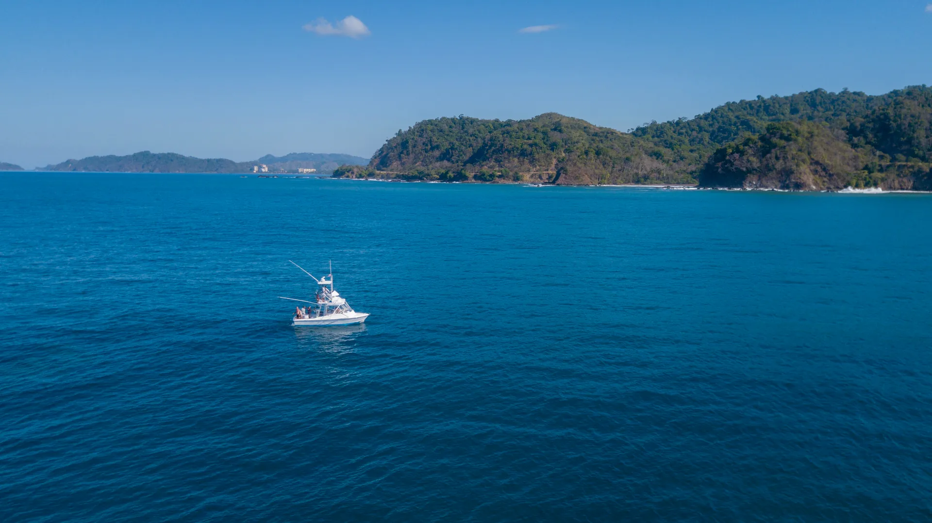Group sport fishing charter on the Gulf of Papagayo, Guanacaste